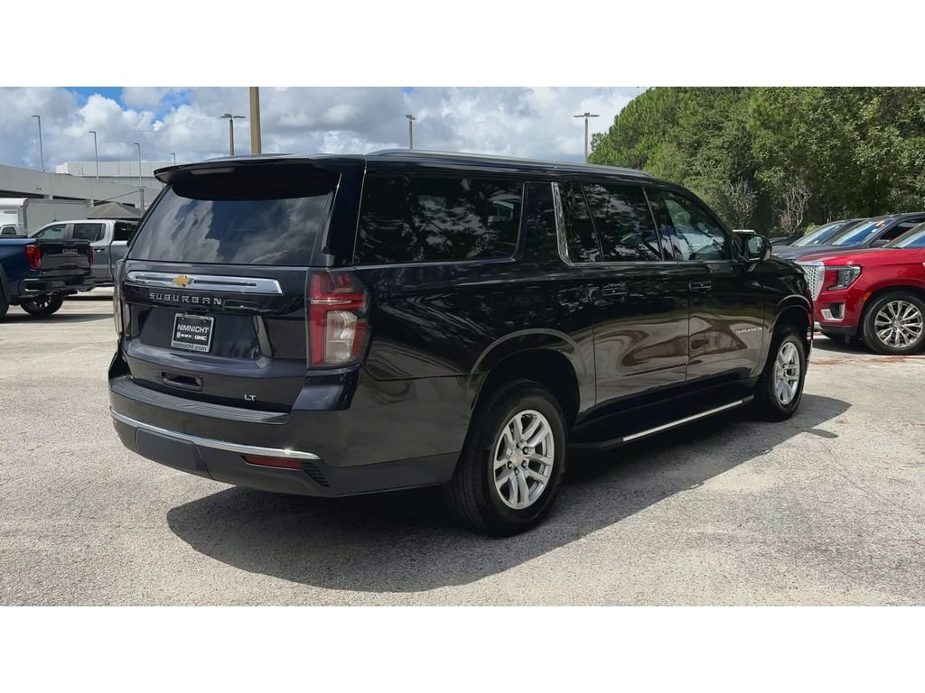 2024 Chevrolet Suburban LT - Photo 8
