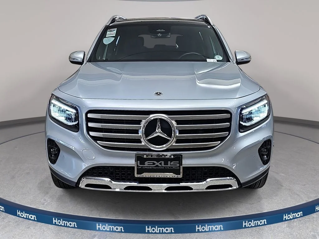 Used 2026 Silver Mercedes-Benz GLB 250 image 3