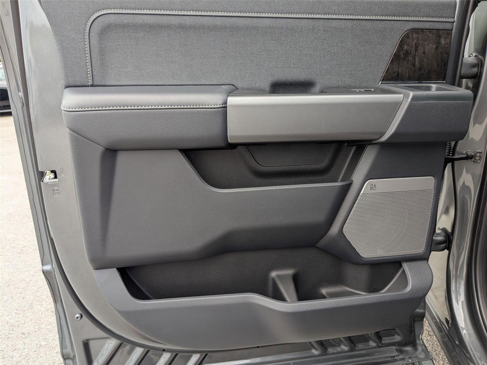 New 2026 Carbonized Gray Metallic Ford F-350® Lariat® image 24