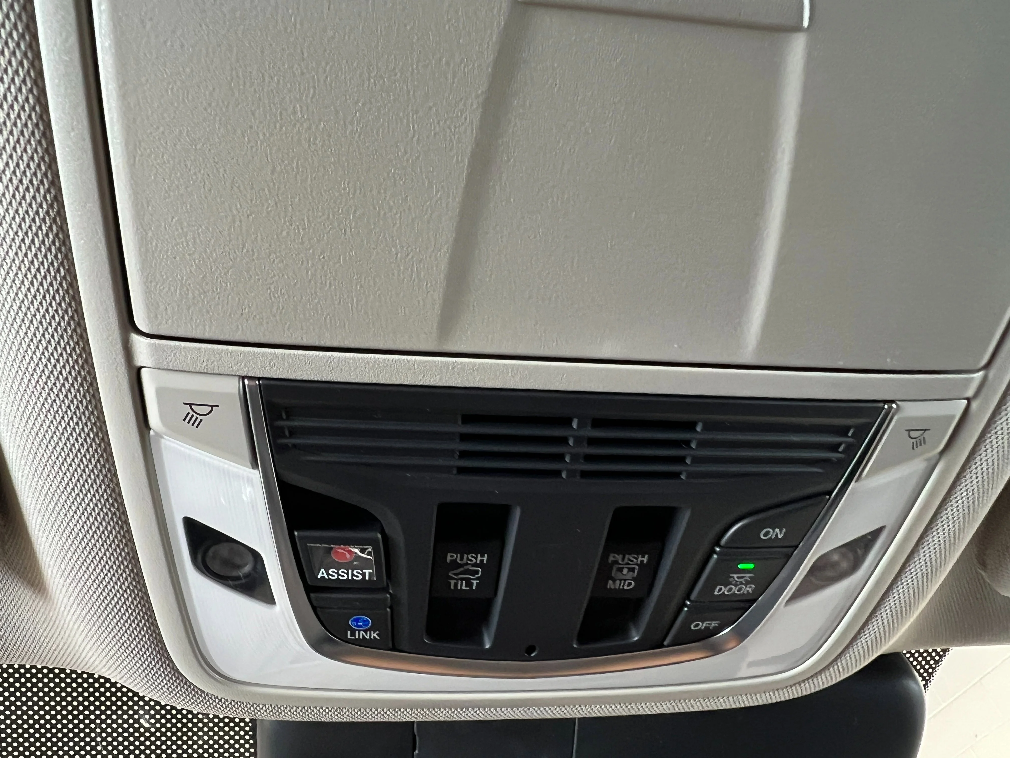 New 2026 Majestic Black Pearl Acura w/Advance Package image 19
