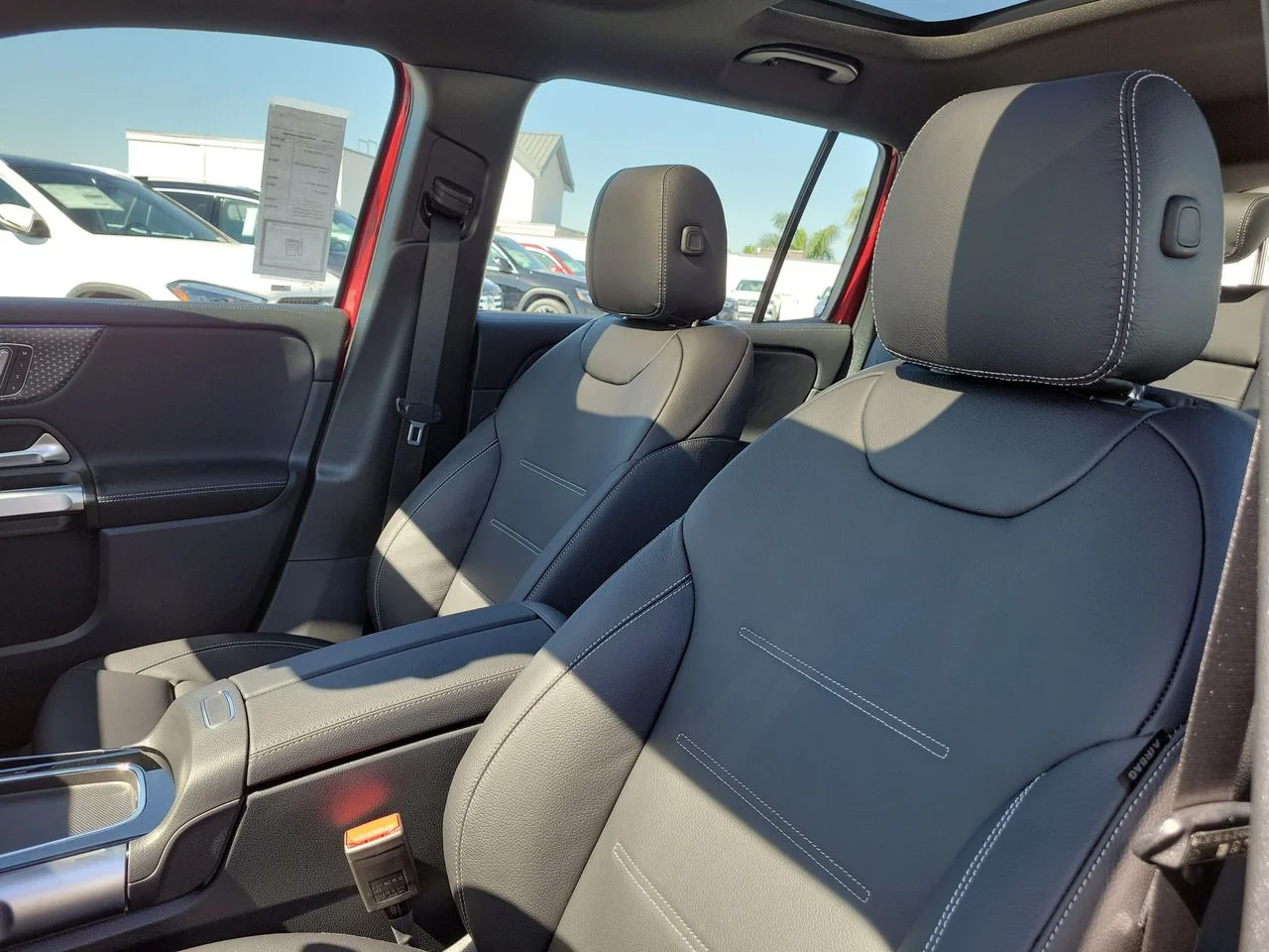 New 2026 MANUFAKTUR Patagonia Red Metallic Mercedes-Benz AMG® GLB 35 4MATIC® SUV image 22