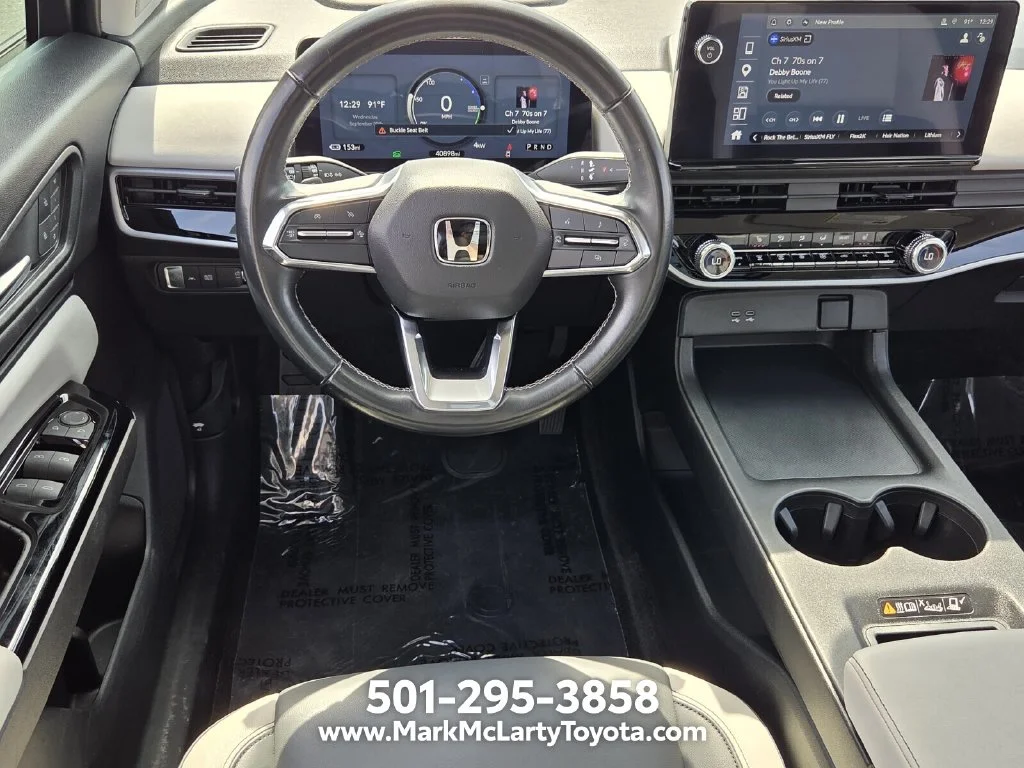 Used 2024  Honda Touring image 11