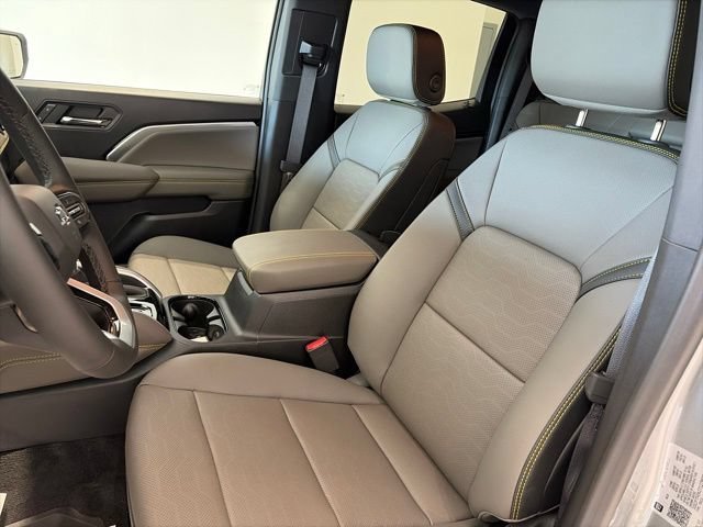2026 Chevrolet Colorado ZR2 - Photo 12