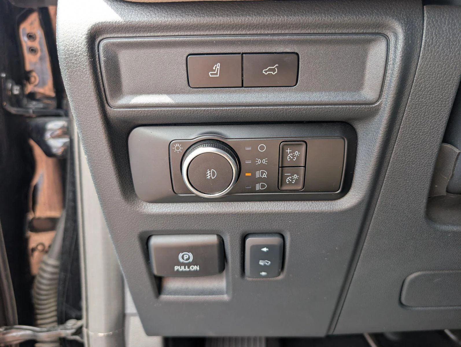 Used 2024 Agate Black Ford Limited image 28