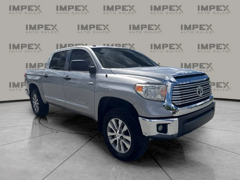 Used 2017 Silver Toyota Limited image 7