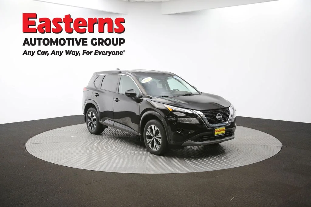 Used 2022 Black Nissan SV image 43