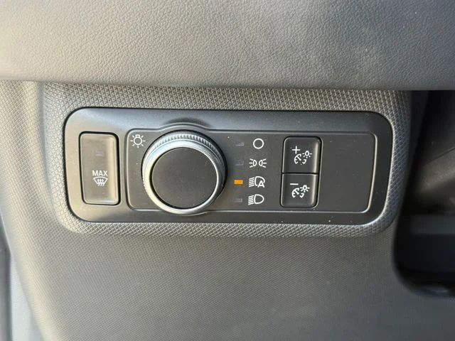 Used 2021 Silver Metallic Ford Premium image 21