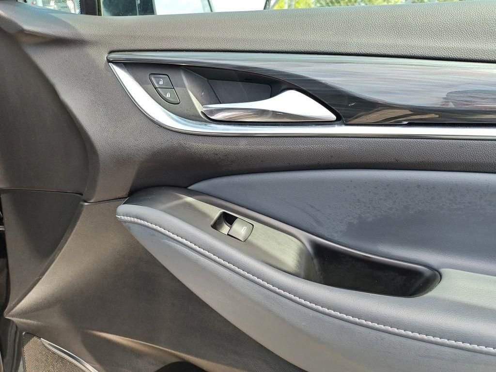Used 2024 Black Buick Essence image 38