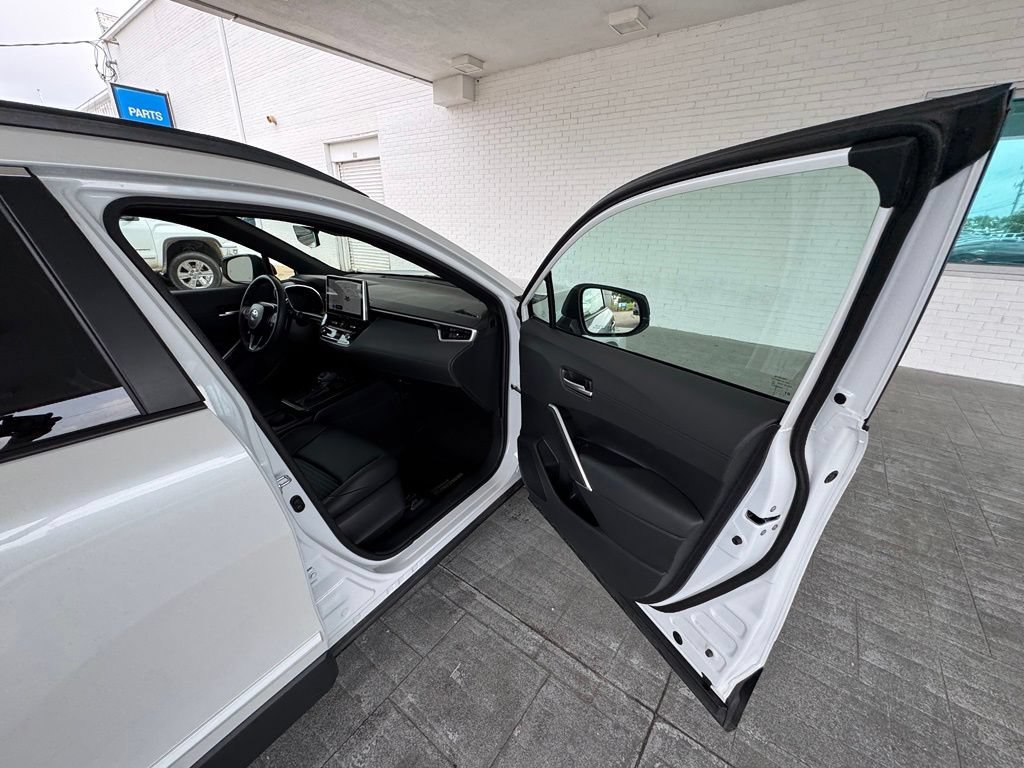 Used 2026  Toyota Hybrid XSE image 14