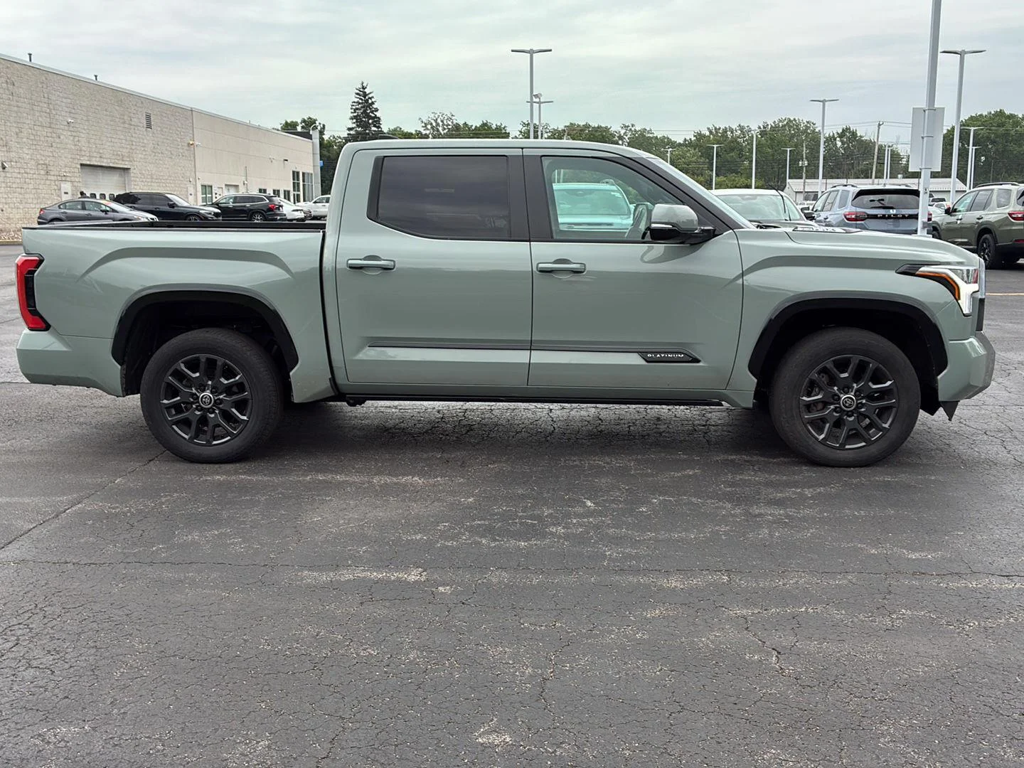 Used 2024 Lunar Rock Toyota Platinum HV image 14