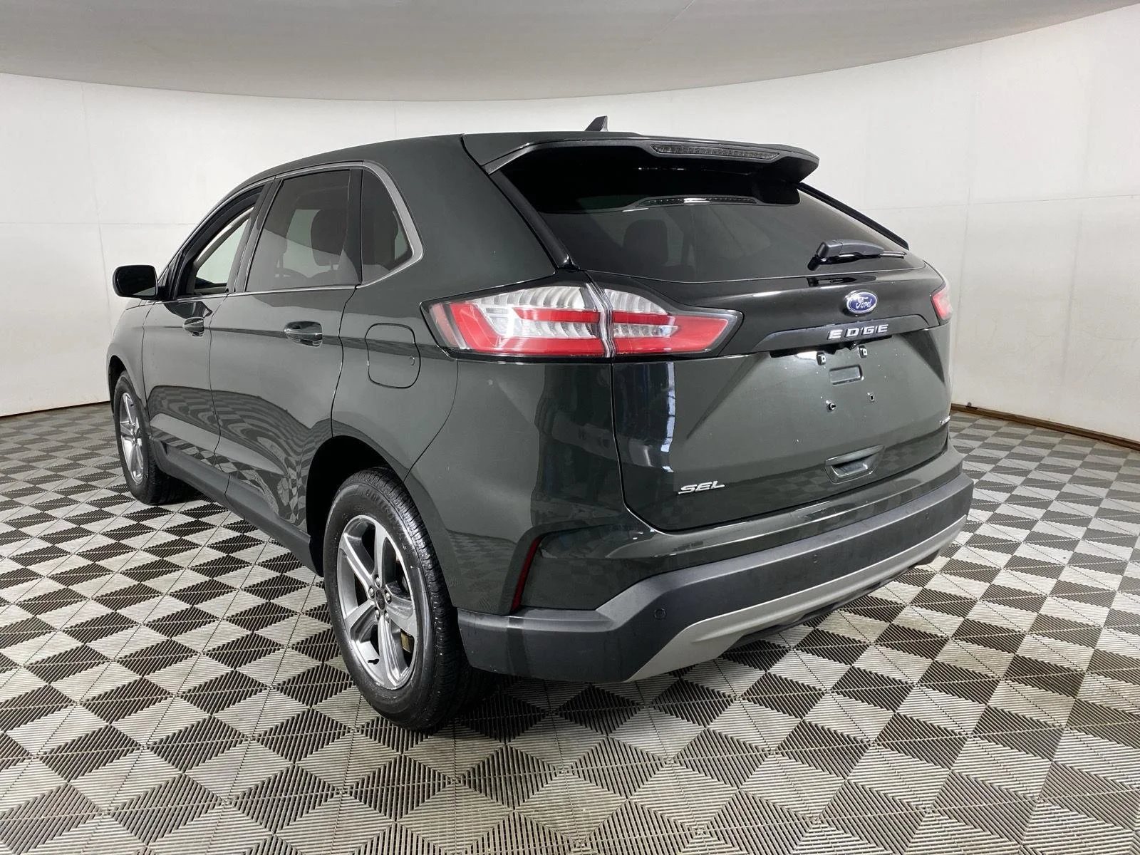 Used 2023 Forged Green Metallic Ford SEL image 19