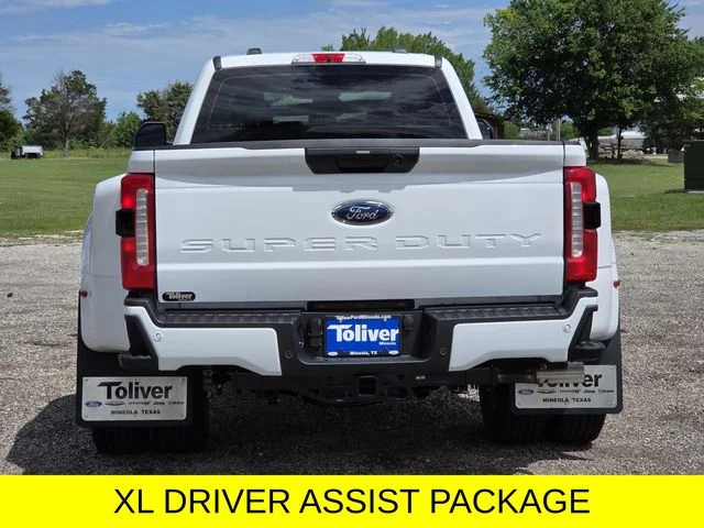New 2026 Oxford White Ford F-350® XL image 5