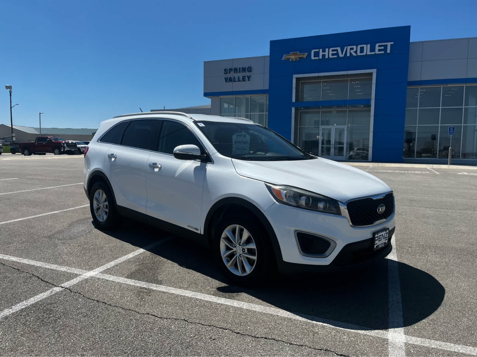 Used 2017 Kia Sorento LX with VIN 5XYPGDA53HG309513 for sale in Spring Valley, Minnesota