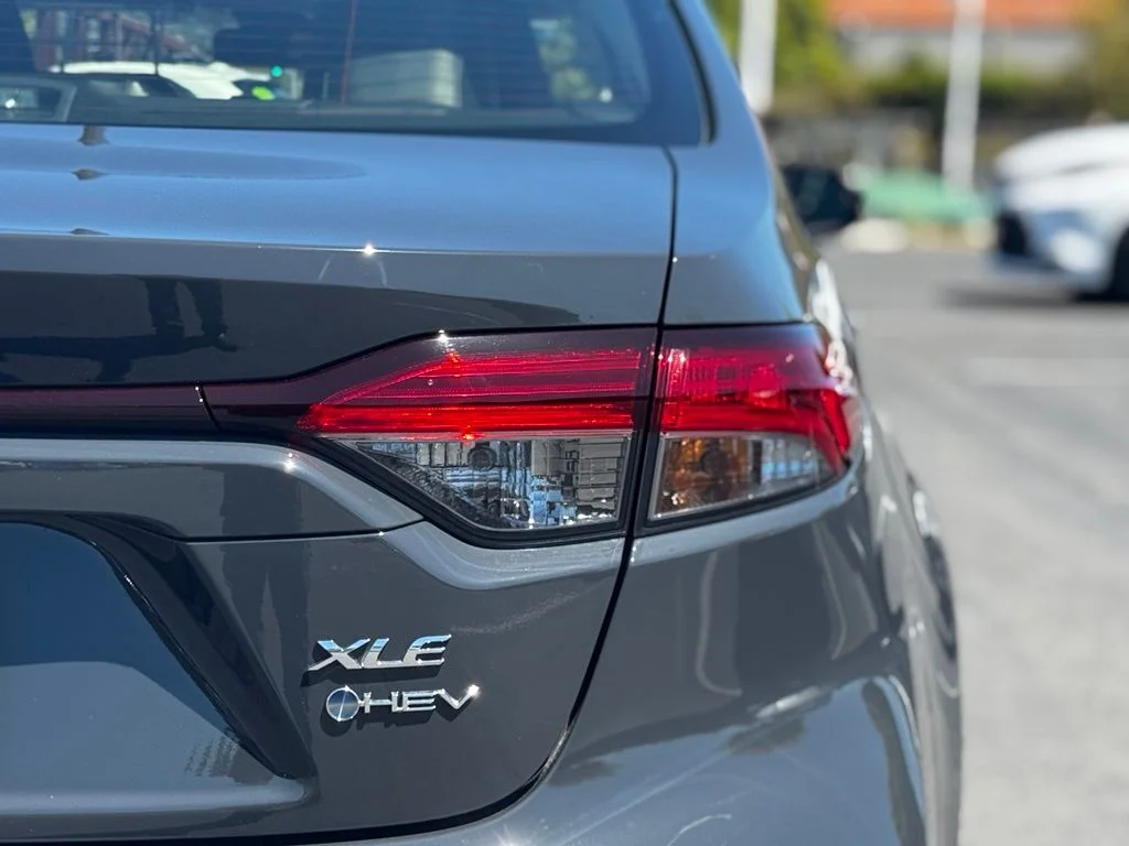 Used 2026  Toyota XLE image 13