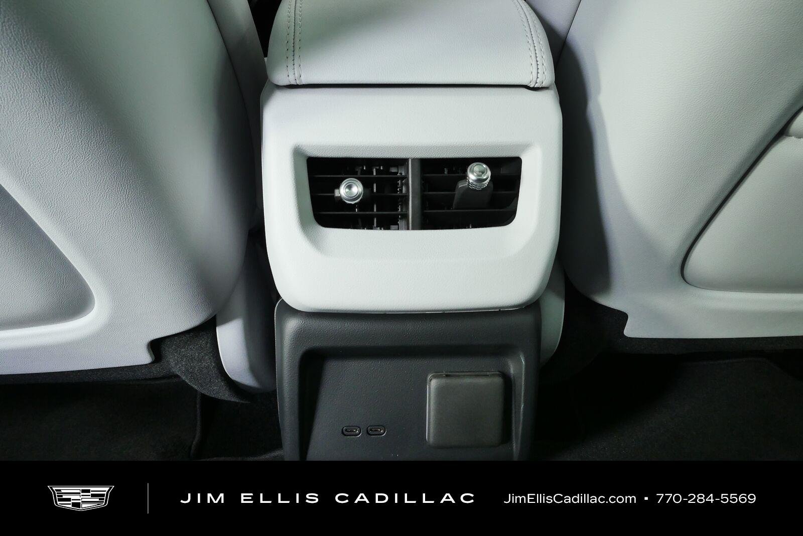 2027 Cadillac OPTIQ Luxury - Photo 56