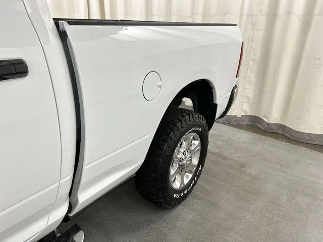 Used 2024 White Ram Big Horn image 23