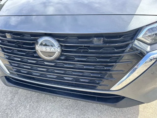 Used 2025 Gray Nissan S image 6