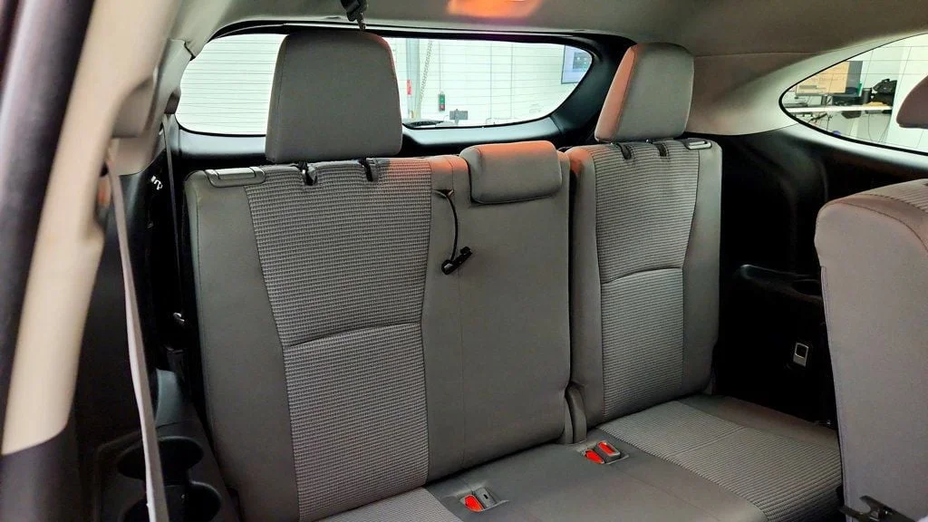 Used 2023 Wind Chill Pearl Toyota Hybrid LE AWD w/ 3-Row Seating & Toyota Safety Sense image 21