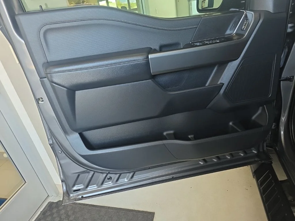 Used 2023 Gray Metallic Ford XLT image 13