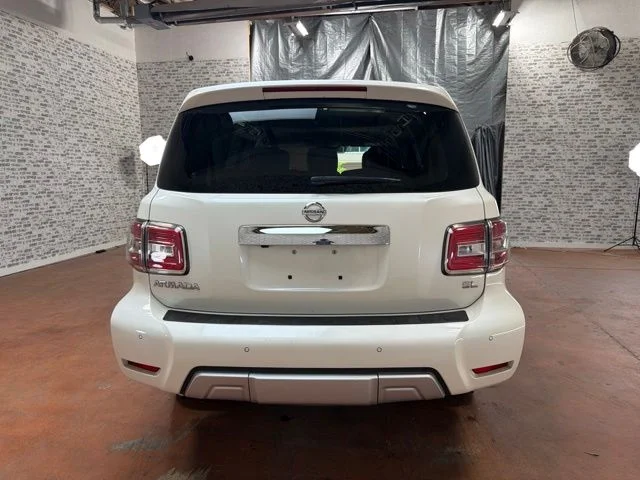 Used 2018 Pearl White Nissan SL image 6
