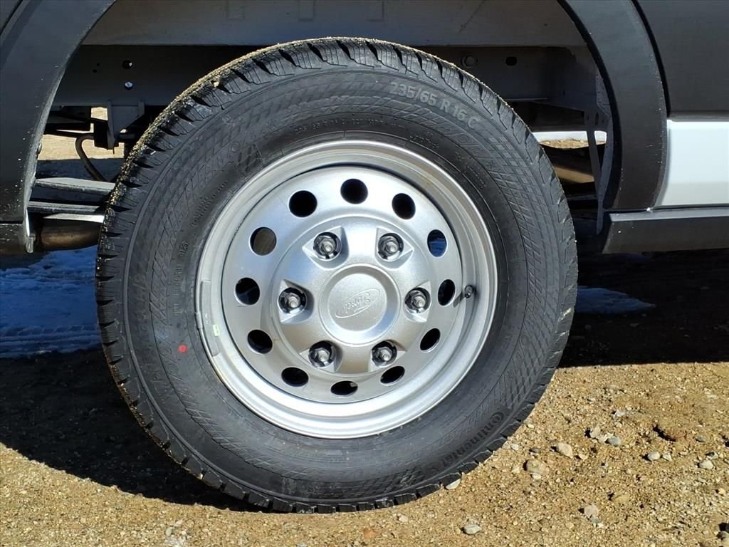 New 2026 Oxford White Ford Cargo Van image 7