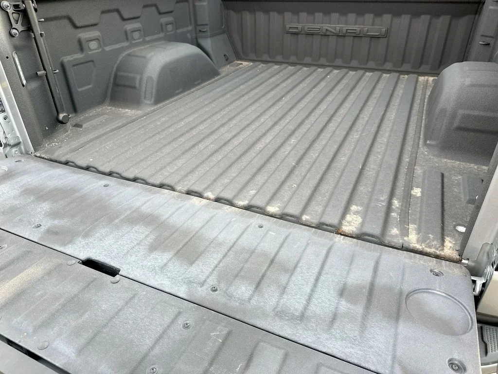 Used 2023 Silver GMC Denali image 13
