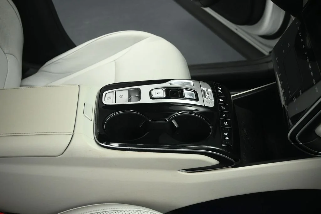 Used 2022 Gray Hyundai Limited image 56