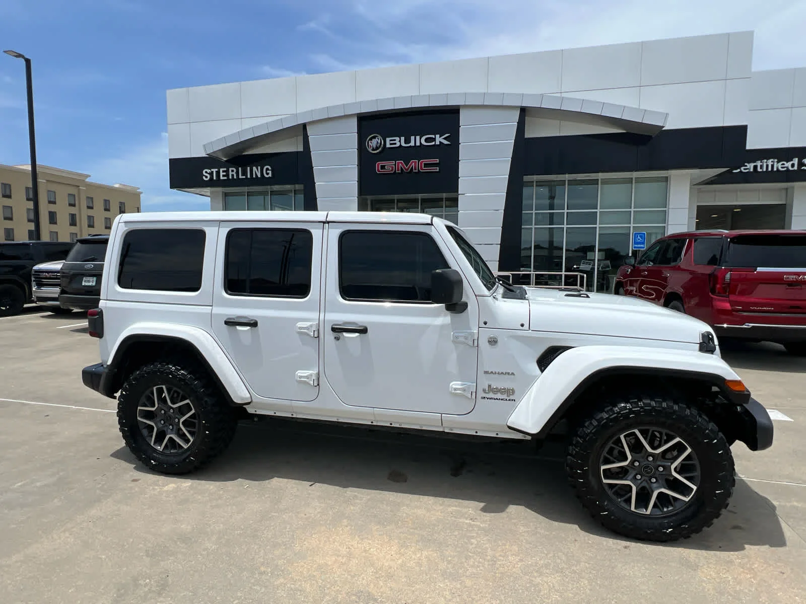 2024 Jeep Wrangler Sahara