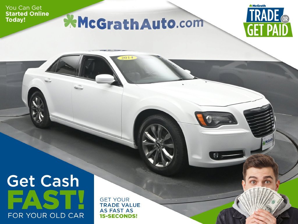 Used 2014 White Chrysler S image 1