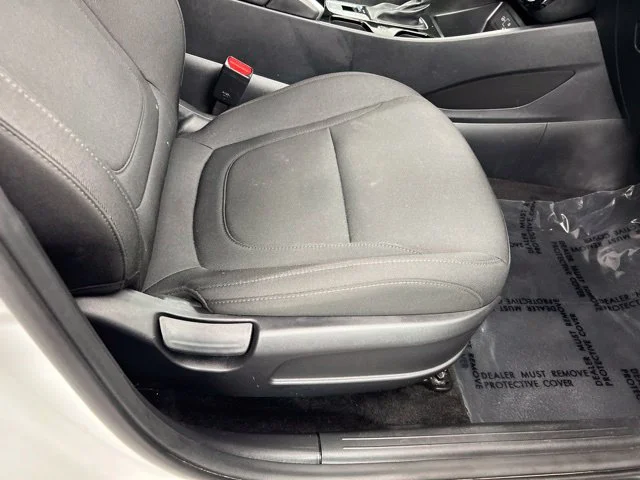 Used 2025 White Hyundai SEL image 20
