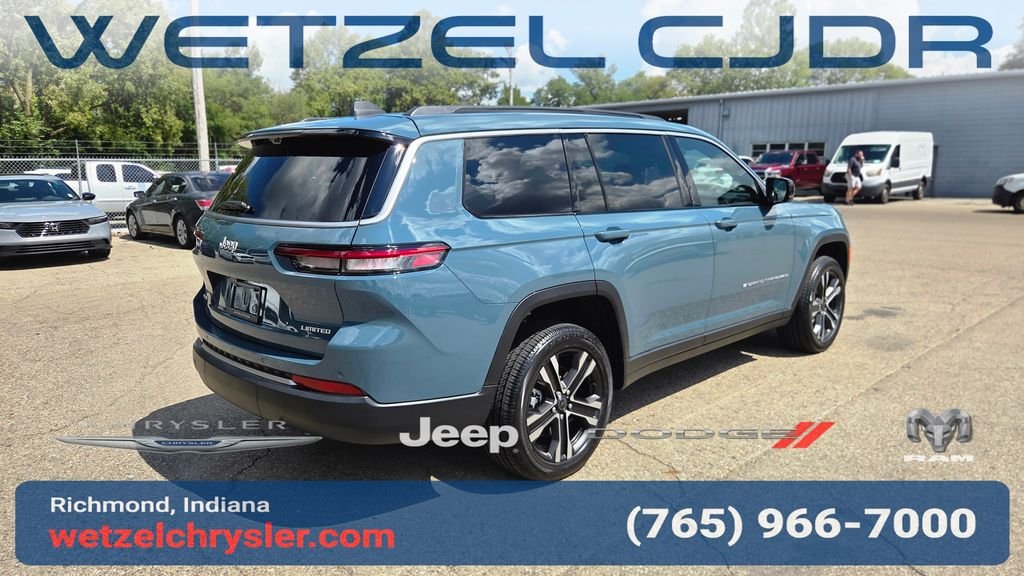 New 2027 Steel Blue Paint Jeep Limited image 7