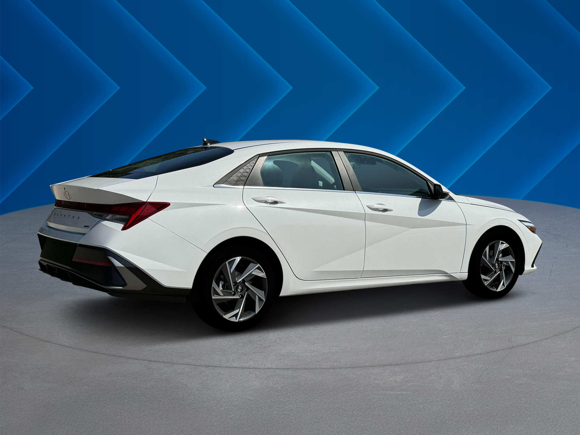 2025 Hyundai Elantra Limited - Photo 29