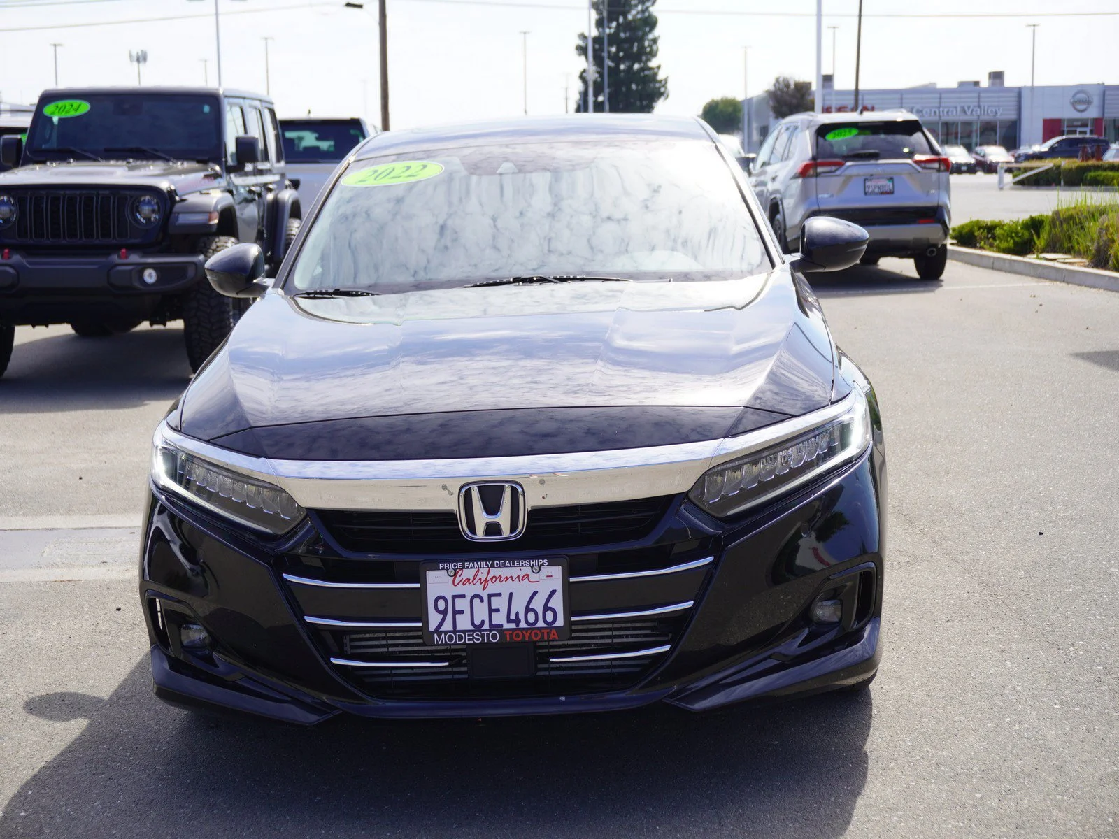 Used 2022 Crystal Black Pearl Honda EX-L image 4