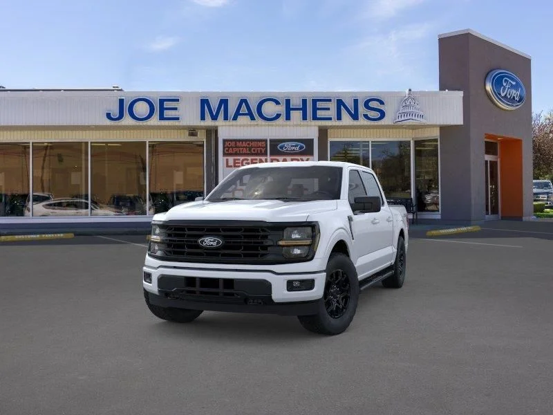 New 2026 Oxford White Ford XLT image 3