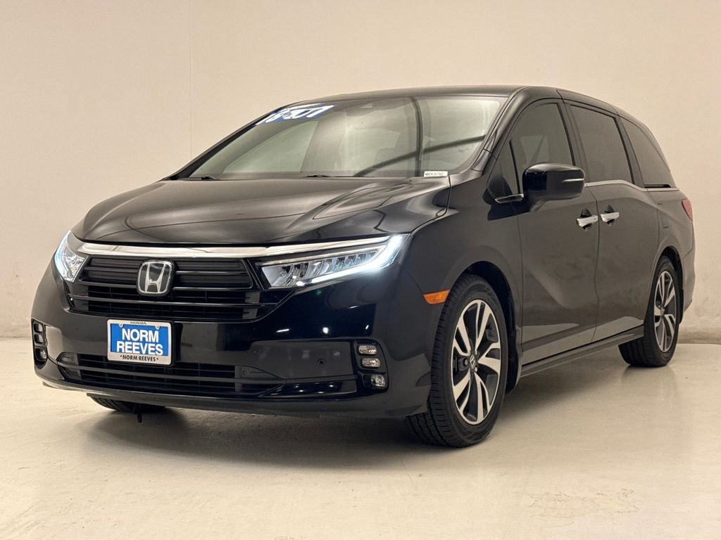 Used 2022 Honda Odyssey Touring with VIN 5FNRL6H8XNB063076 for sale in North Richland Hills, TX