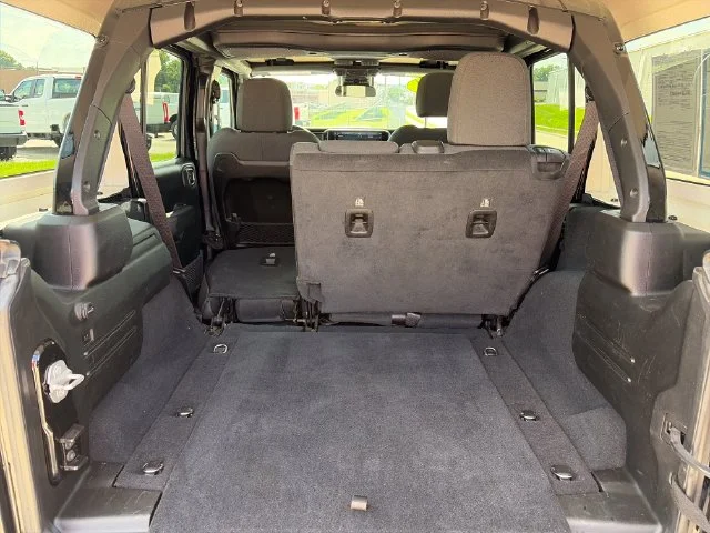 Used 2024 Black Jeep Rubicon image 28