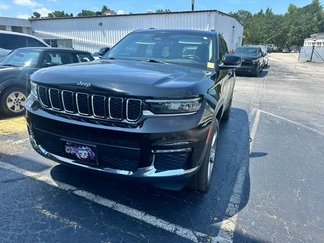 Used 2021 Black Jeep Limited image 2