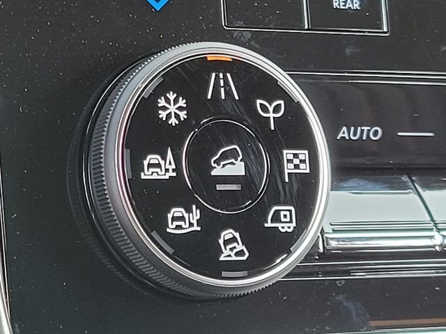 2025 Nissan Armada PRO-4X - Photo 23