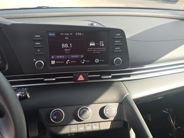 Used 2025 Gray Hyundai SE image 20