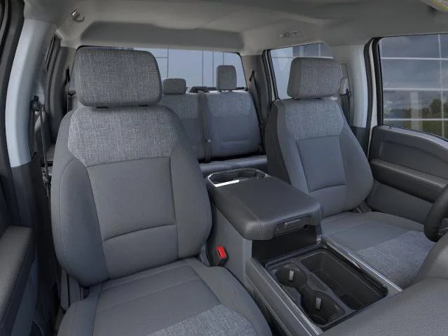 New 2026 Oxford White Ford F-250® XLT image 10