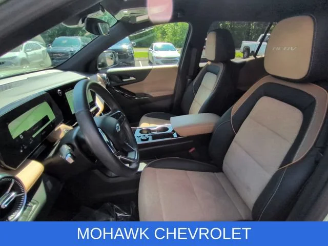 Used 2025 Cacti Green Chevrolet ACTIV image 19
