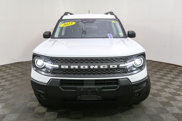 Used 2025 White Ford Big Bend image 4