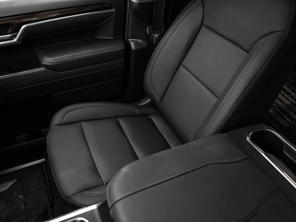 New 2026 Black Chevrolet RST image 23