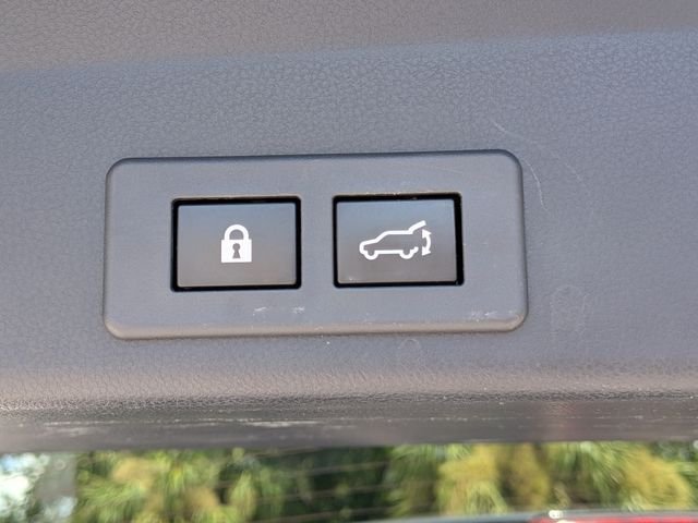 Used 2020 Black Subaru Limited image 14