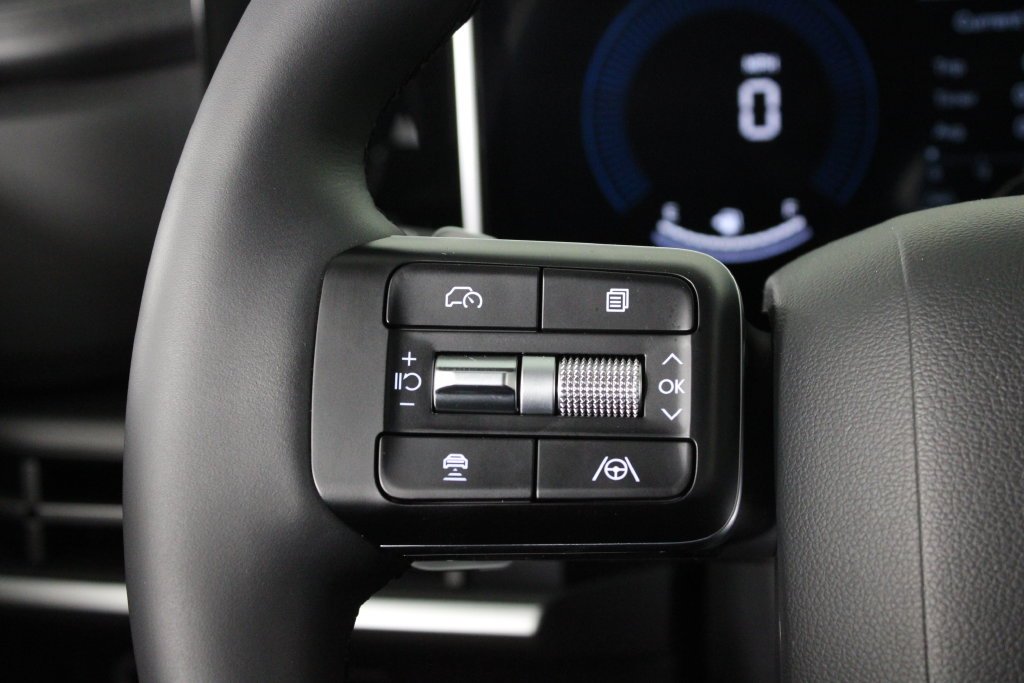 Certified Used 2027 White Hyundai SEL image 28
