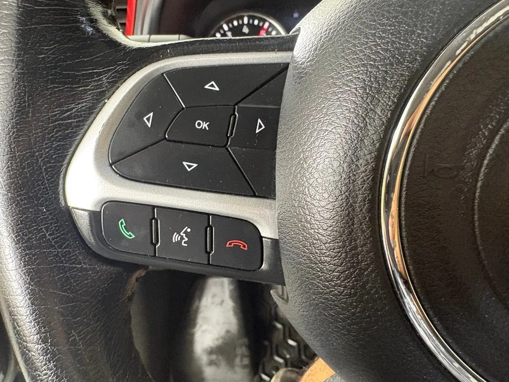 Used 2016 Black Jeep Trailhawk image 24