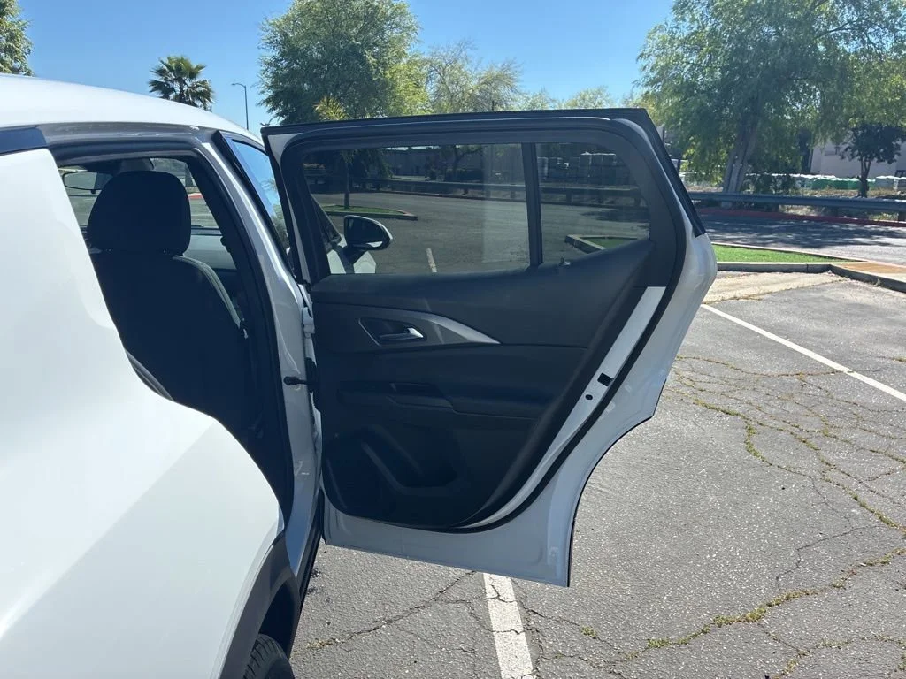 New 2026 Summit White Chevrolet LT image 23