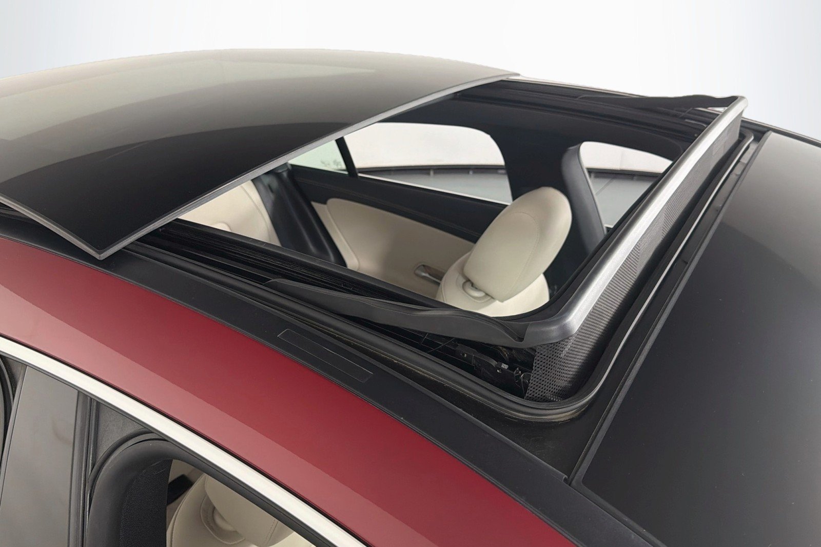 Certified Used 2023 MANUFAKTUR Patagonia Red Metallic Mercedes-Benz 250 image 25