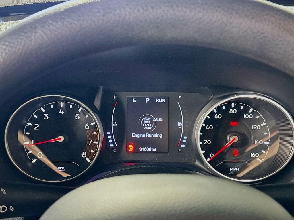 Used 2019 Olive Green Jeep Sport image 14