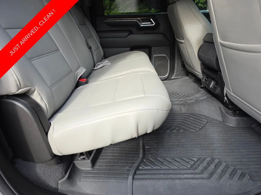 Used 2024 Gray Chevrolet LT image 17